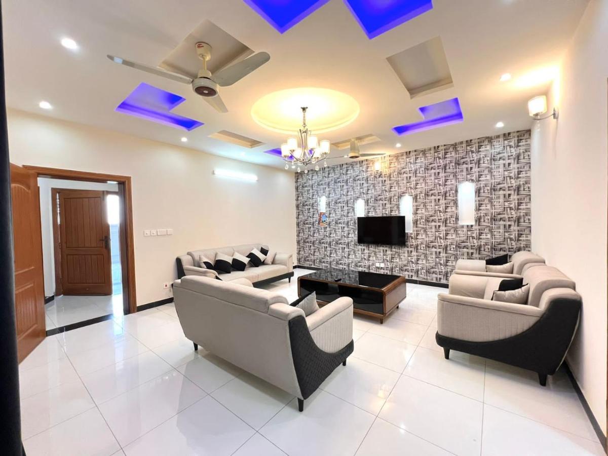 Luxury Apartment Rentals Islamabad Eksteriør bilde