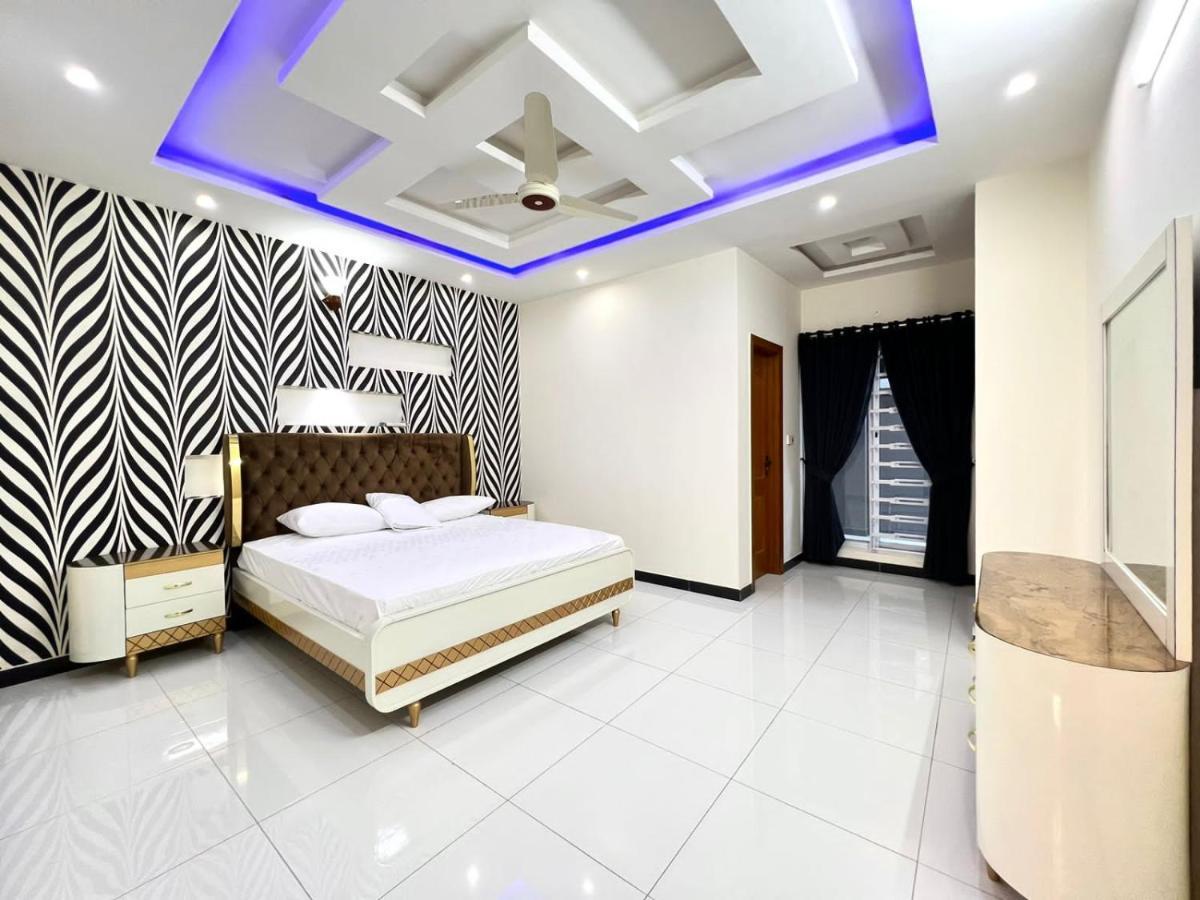 Luxury Apartment Rentals Islamabad Eksteriør bilde