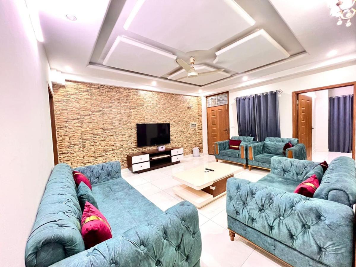 Luxury Apartment Rentals Islamabad Eksteriør bilde