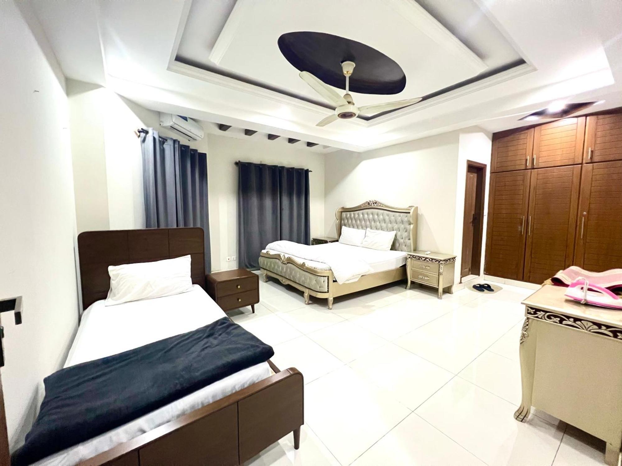 Luxury Apartment Rentals Islamabad Eksteriør bilde